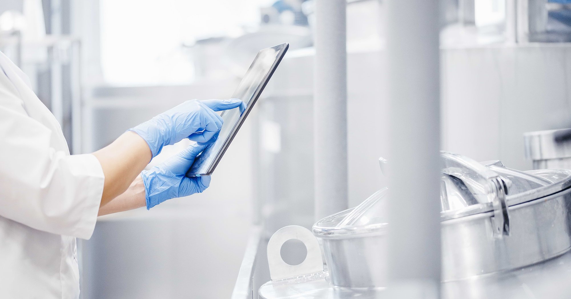 Bioprocess data in pharmaceutical development and manufacturing